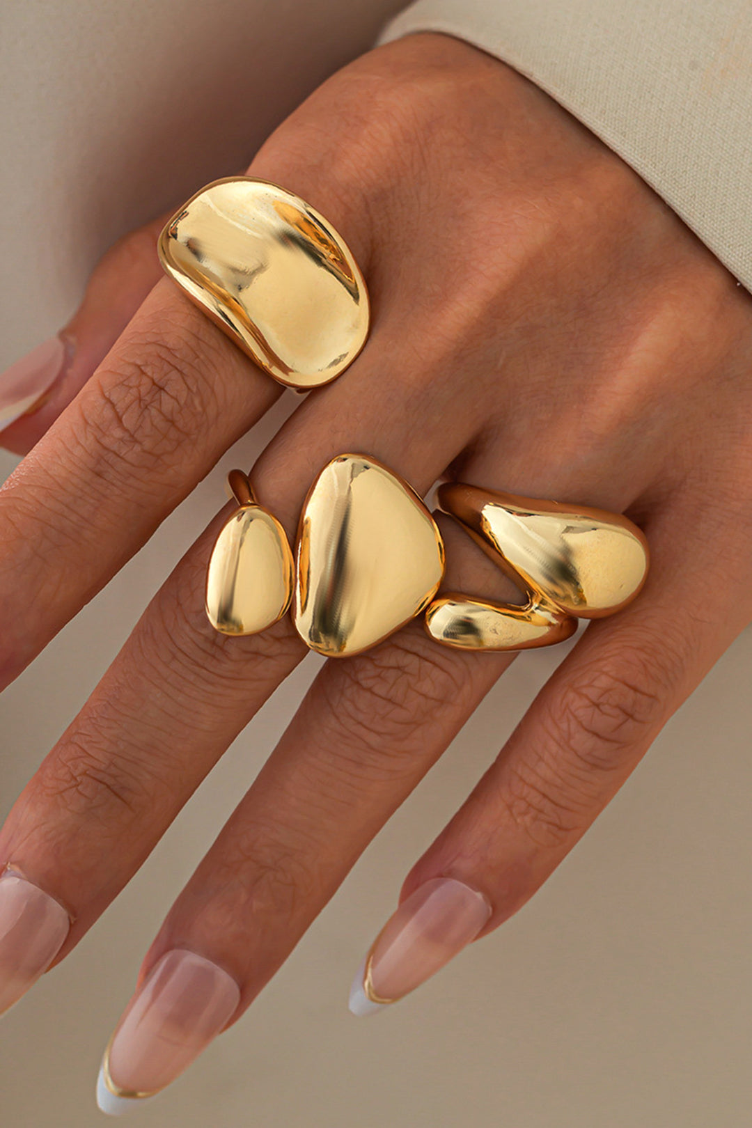 Mercedes - Anillos Irregulares de Metal