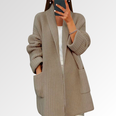 Martina | Cárdigan de elegancia y confort