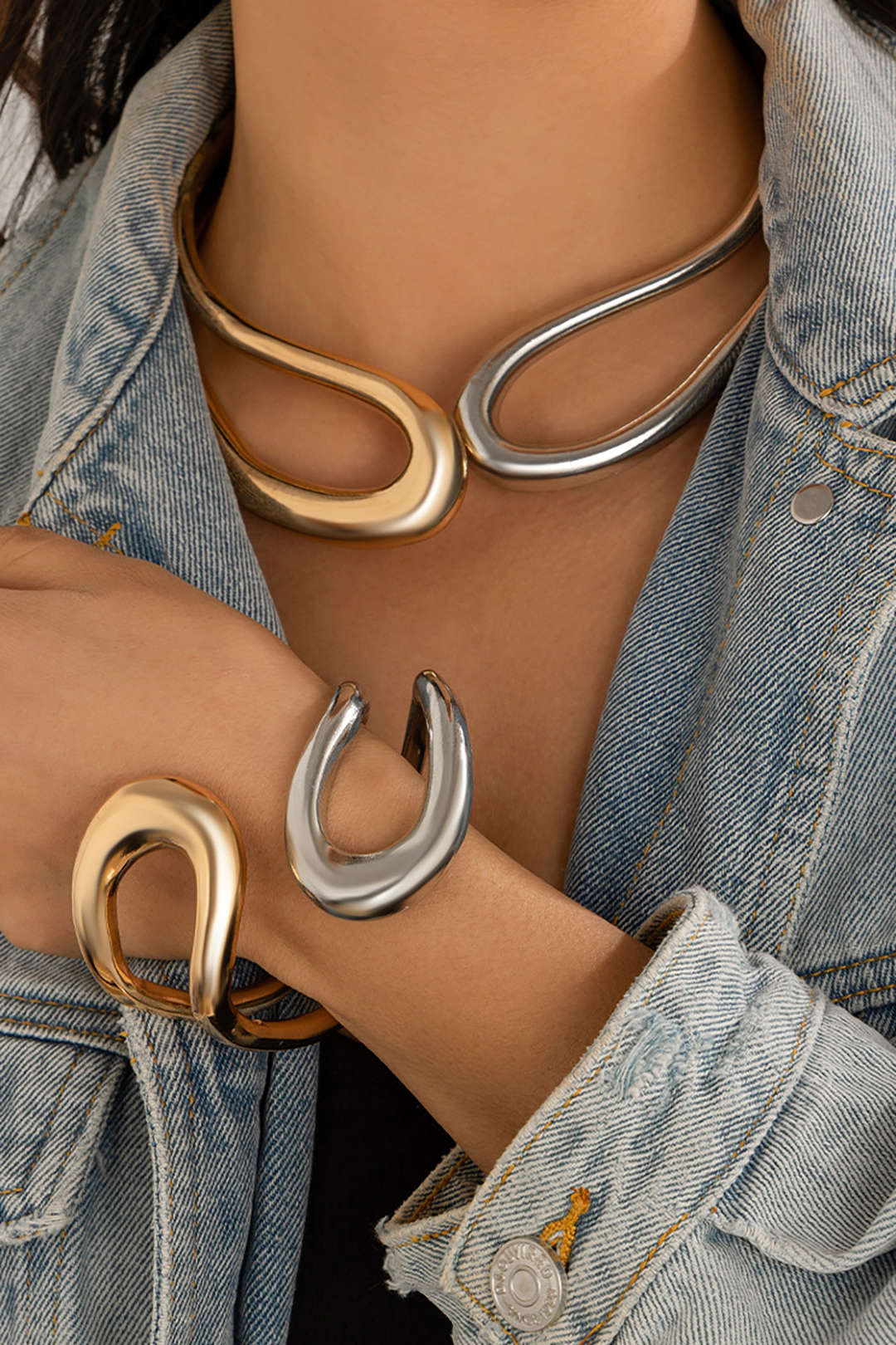 Naiara - Pulsera Asimétrica Recortada