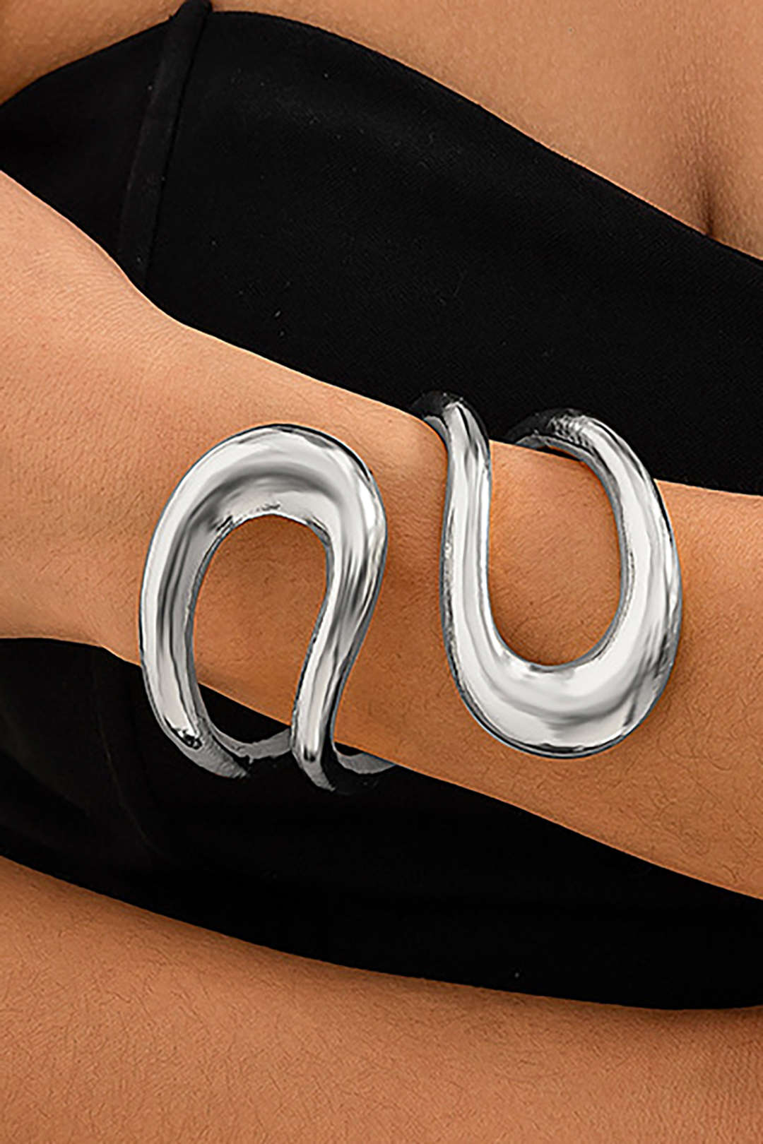 Naiara - Pulsera Asimétrica Recortada